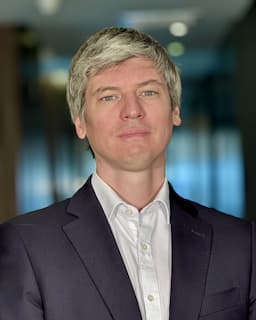 AdvisorSebastián Senzacqua B. - Gerente Wealth Management