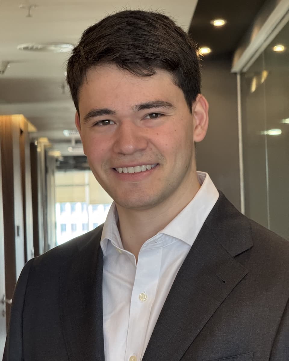 Lucas Ender A.: Asesor de inversiones